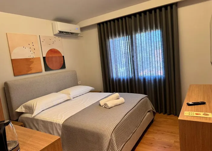 Izi Boutique * Tirana