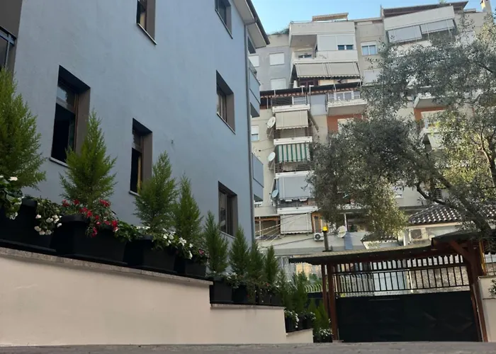 Izi Boutique Apartment *