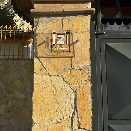 Izi Boutique Apartment *